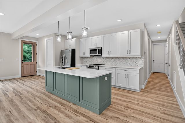 114 Brambleberry Trail, Fair Play, SC 29643