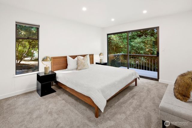 2807 NE 183rd Street, Lake Forest Park, WA 98155