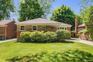 21905 SUSSEX Street, Oak Park, MI 48237