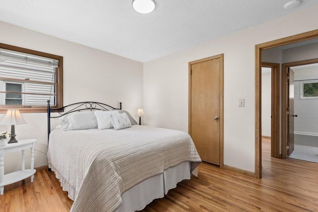 3525 Zinran Avenue S, Saint Louis Park, MN 55426