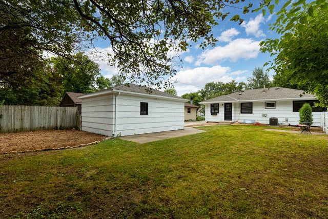 3525 Zinran Avenue S, Saint Louis Park, MN 55426