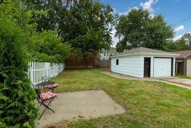 3525 Zinran Avenue S, Saint Louis Park, MN 55426