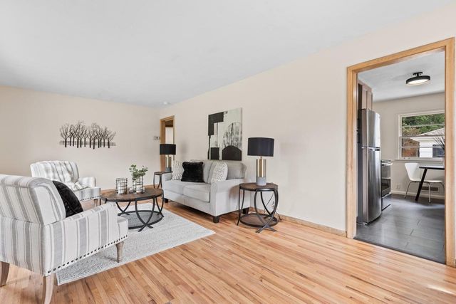 3525 Zinran Avenue S, Saint Louis Park, MN 55426