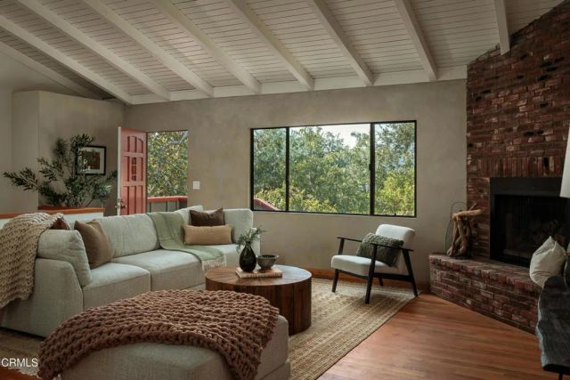 11049 Cardamine Drive, Tujunga, CA 91042