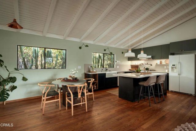 11049 Cardamine Drive, Tujunga, CA 91042
