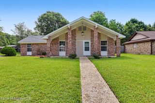 113 Gettysburg Circle, Ocean Springs, MS 39564