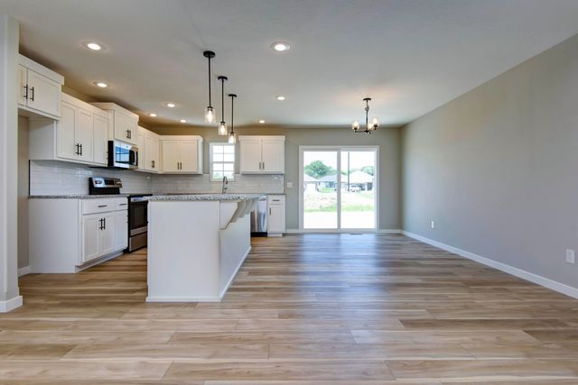 821 S Ridgemont Drive Lot 214, Nixa, MO 65714