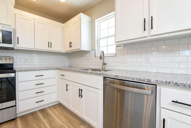 821 S Ridgemont Drive Lot 214, Nixa, MO 65714