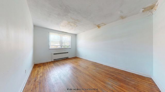 121 E 2nd Street, New York City, NY 11218