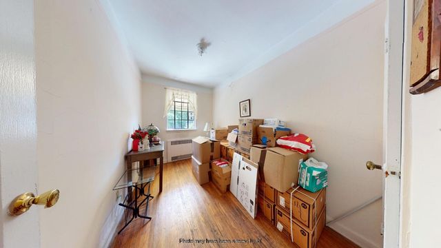 121 E 2nd Street, New York City, NY 11218