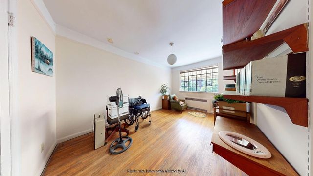 121 E 2nd Street, New York City, NY 11218