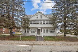 95 School Street, Lincoln, RI 02865