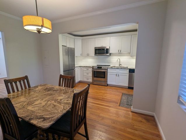 21 Hester Street 8, Charleston, SC 29403