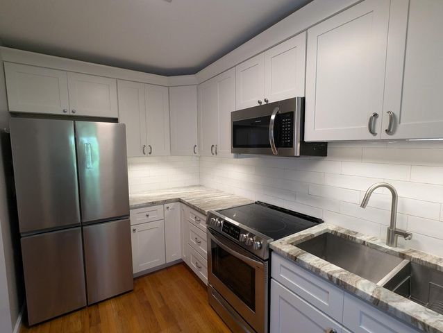 21 Hester Street 8, Charleston, SC 29403