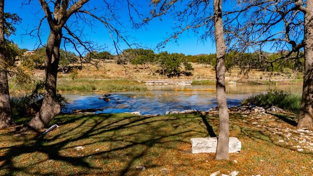 635 Fallow Run, Hunt, TX 78024