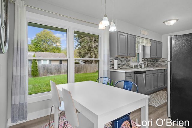 7487 Lupine Avenue, Jenison, MI 49428