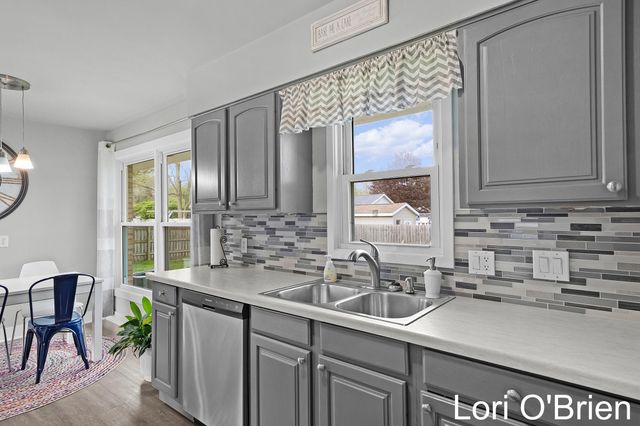 7487 Lupine Avenue, Jenison, MI 49428