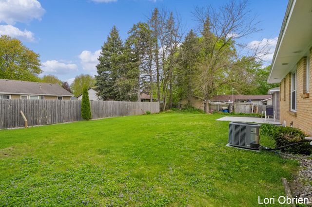 7487 Lupine Avenue, Jenison, MI 49428