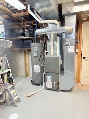 533 Hampton Drive W, Moorhead, MN 56560