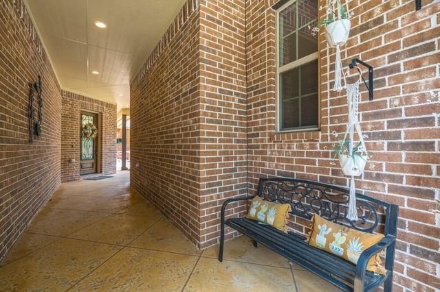 18 Sundown Ridge Place, The Woodlands, TX 77375