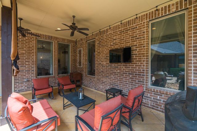 18 Sundown Ridge Place, The Woodlands, TX 77375