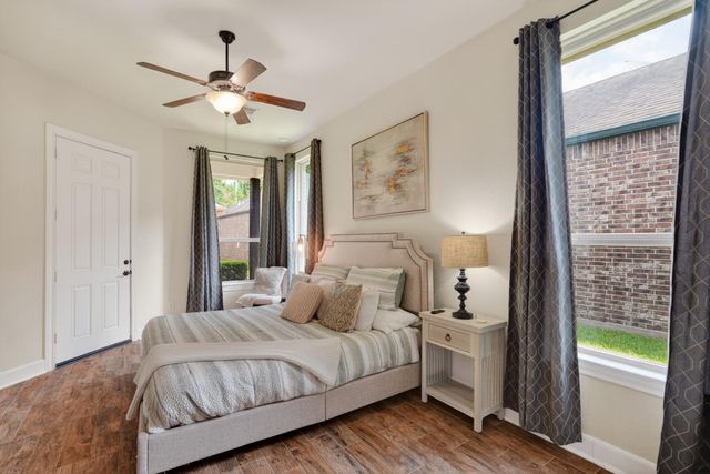 18 Sundown Ridge Place, The Woodlands, TX 77375