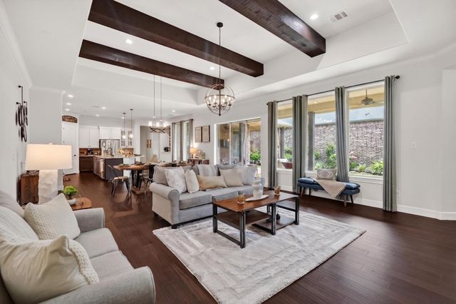 18 Sundown Ridge Place, The Woodlands, TX 77375