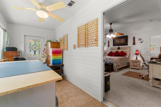 197 Westwood Drive E, Trinity, TX 75862