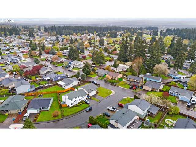 13816 Ne 85TH St, Vancouver, WA 98682