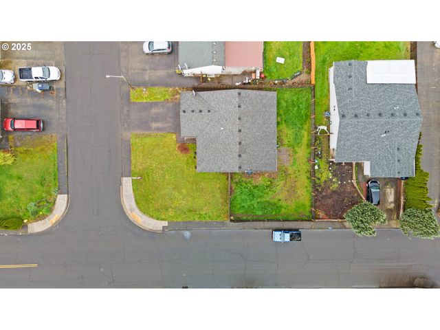 13816 Ne 85TH St, Vancouver, WA 98682
