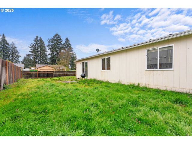 13816 Ne 85TH St, Vancouver, WA 98682
