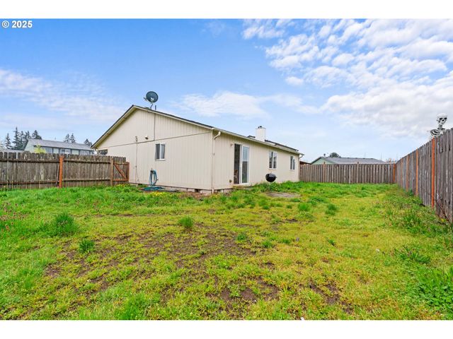 13816 Ne 85TH St, Vancouver, WA 98682