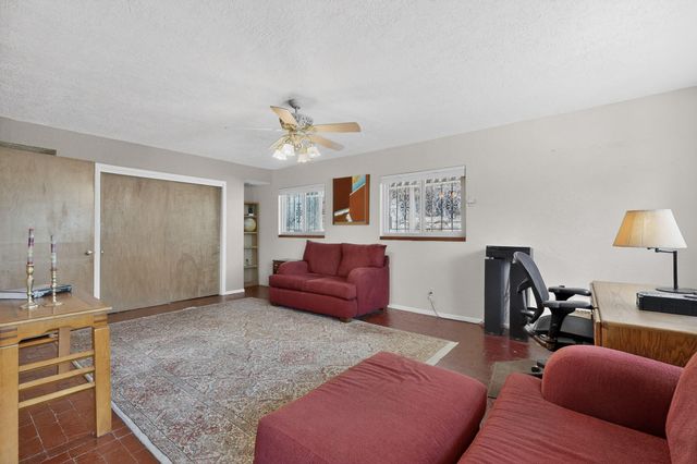1511 Columbia Drive NE, Albuquerque, NM 87106