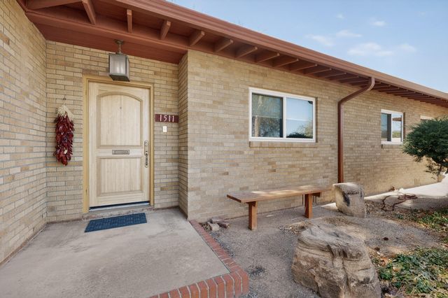 1511 Columbia Drive NE, Albuquerque, NM 87106