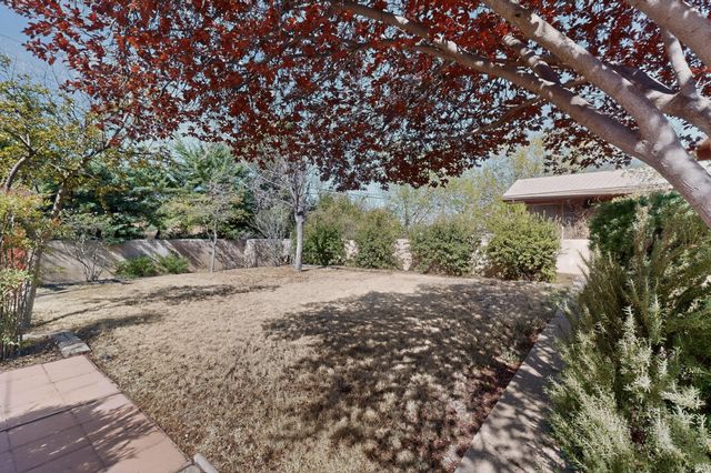 1511 Columbia Drive NE, Albuquerque, NM 87106
