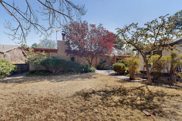 1511 Columbia Drive NE, Albuquerque, NM 87106