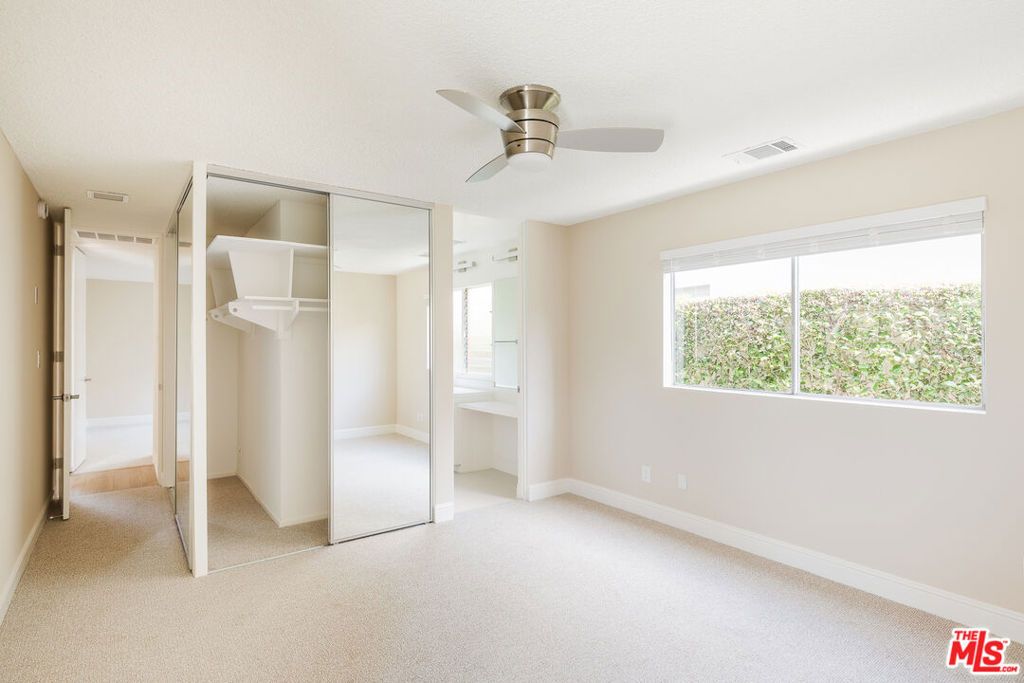 Image 27 of property listing at 4181 Del Mar Avenue, Long Beach, CA 90807