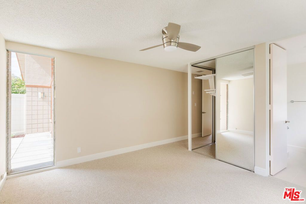 Image 28 of property listing at 4181 Del Mar Avenue, Long Beach, CA 90807