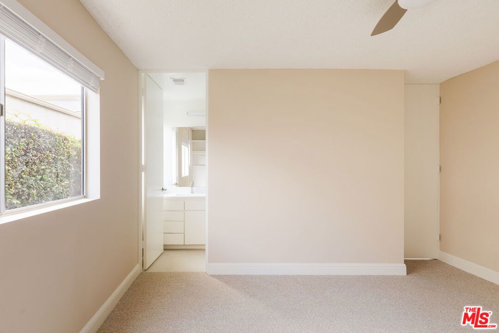 Image 31 of property listing at 4181 Del Mar Avenue, Long Beach, CA 90807