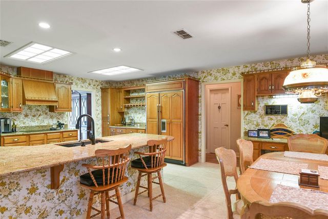 2333 SOUTHERN PINES PLACE, Deland, FL 32724