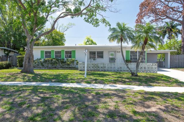 15348 BEDFORD CIRCLE W, Clearwater, FL 33764