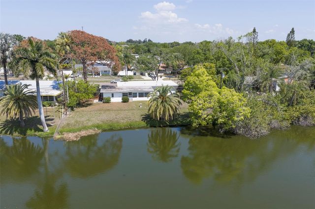 15348 BEDFORD CIRCLE W, Clearwater, FL 33764