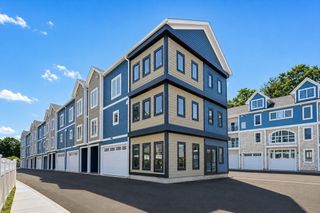 2 Nylah Crossing 2, Franklin, MA 02038