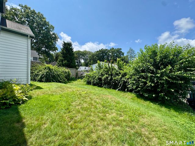 14 Parallel Street, Norwalk, CT 06850
