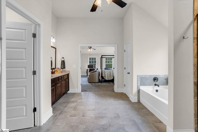 122 James Lake Way, Easley, SC 29642
