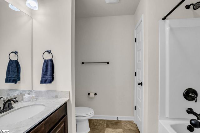 122 James Lake Way, Easley, SC 29642