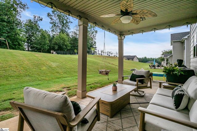 122 James Lake Way, Easley, SC 29642