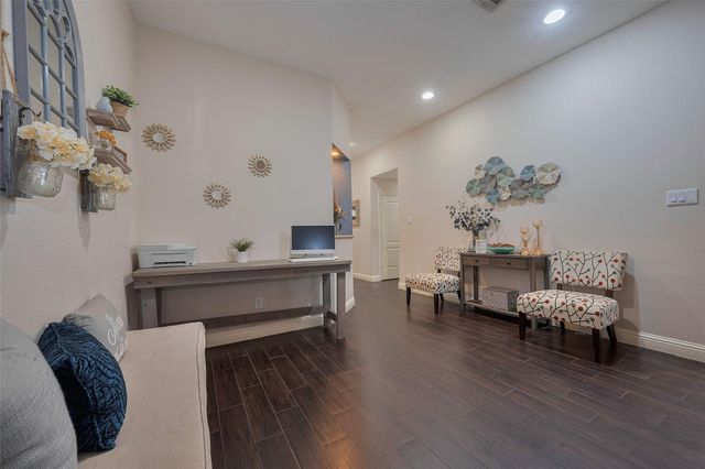 3207 Pheasant Trail Drive, Sugar Land, TX 77498