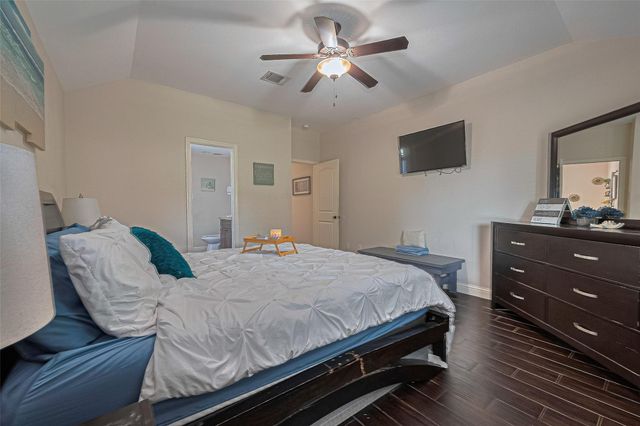 3207 Pheasant Trail Drive, Sugar Land, TX 77498