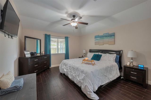 3207 Pheasant Trail Drive, Sugar Land, TX 77498